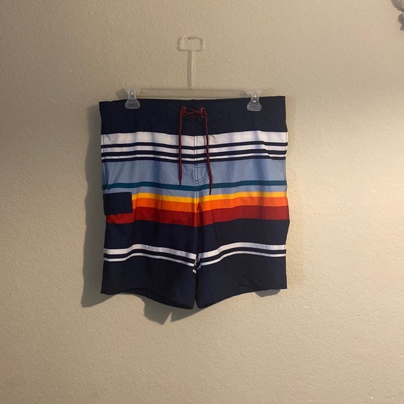 Board shorts - Picture 1 of 2